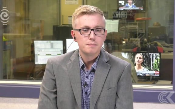 Evening business for 11 April 2017