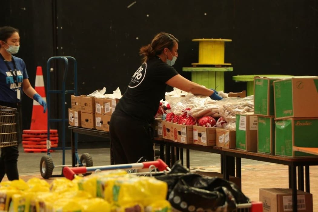 The Fono creating Pacific relief packages for families in need during the lockdown period