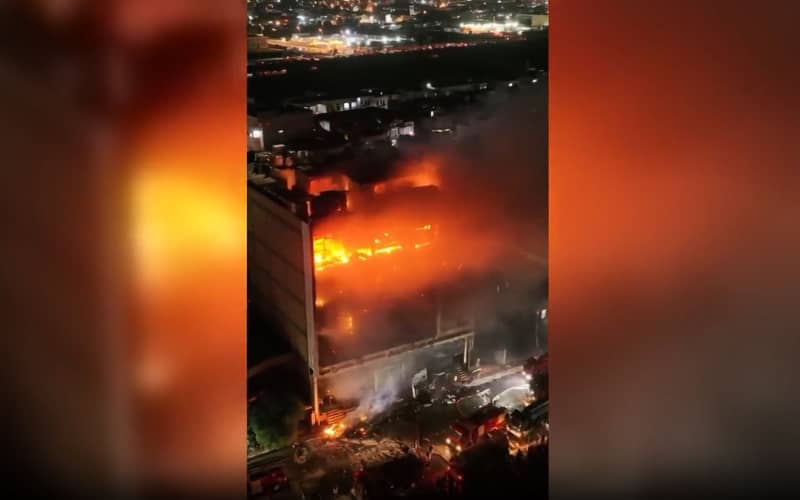 Watch: Dozens killed as massive fire rips through shopping mall in ...
