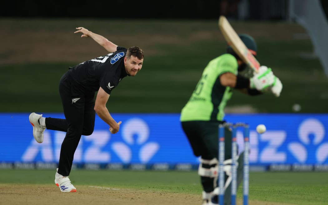 Black Caps Jacob Duffy bowls during the 3rd ODI cricket match between the Blackcaps and Pakistan at Bay Oval.