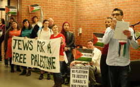 Protest against speech by Israeli soldiers at Victoria University