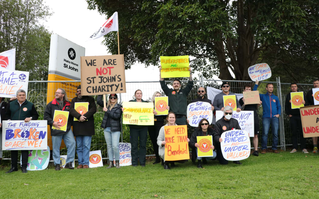 First Union and New Zealand Ambulance Association ambulance officers rallying in Auckland.