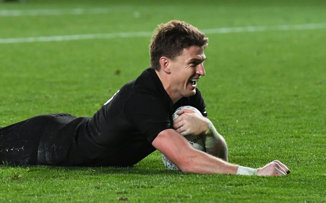 Beauden Barrett scores his 3rd try.
New Zealand All Blacks v Australian Wallabies. Bledisloe Cup and Rugby Championship test match. Eden Park, Auckland, New Zealand. Saturday 25 August 2018. © Copyright photo: Andrew Cornaga / www.Photosport.nz