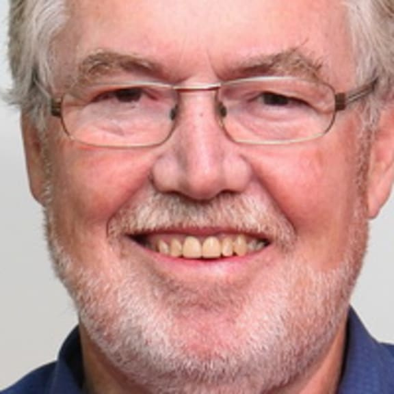 Sports journalist, Phil Gifford, fronts up for Bookmarks.