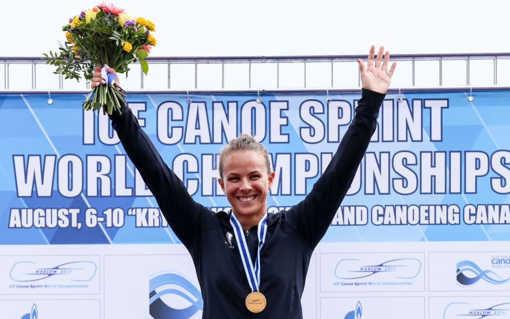 Lisa Carrington wins 2014 K1 200 world title.