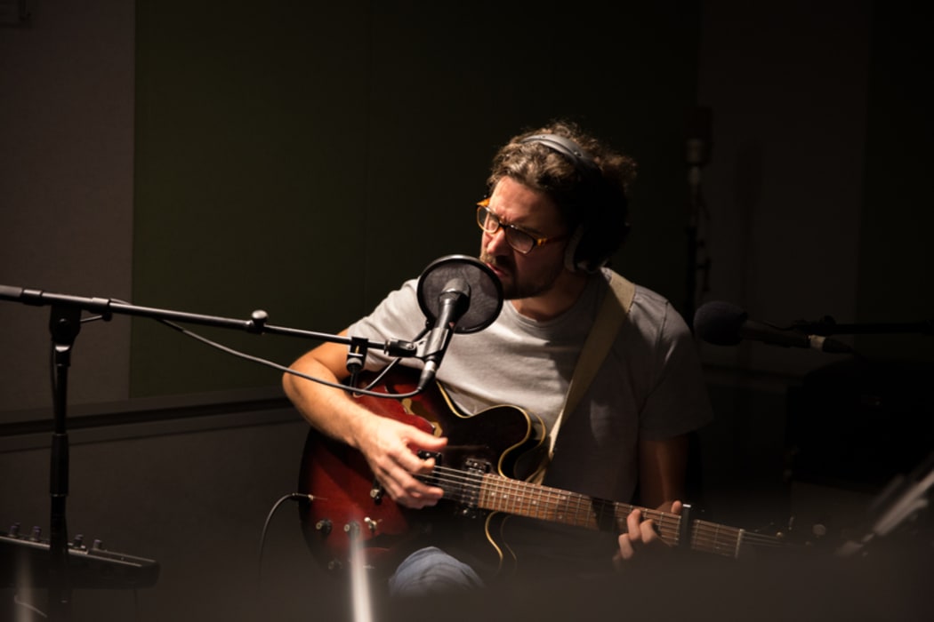 Luke Thompson performing at the RNZ Auckland studios for NZ Live.