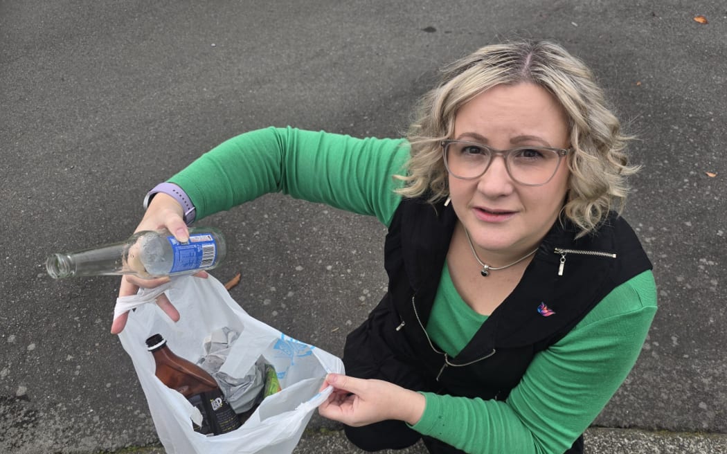 Hastings District Council councillor Wendy Schollum says proposed changes to the Litter Act would allow litter control officers to issue fines using vehicle registration and ownership details inside bags to identify dumpers.