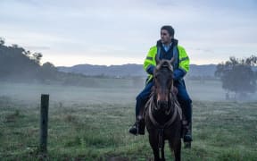 Cliff Curtis in Muru