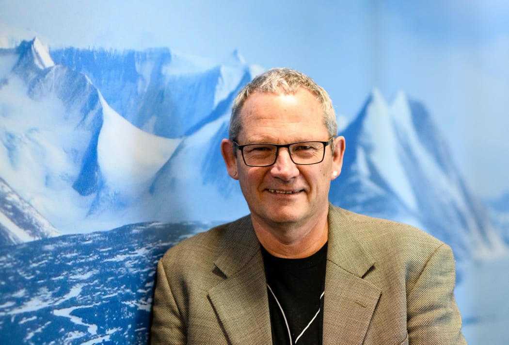 Climatologist James Renwick has won the 2018 Prime Minister's Science Communication Award.