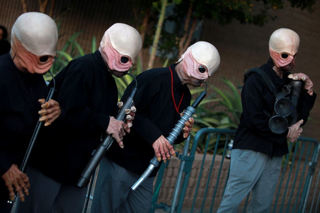 Cantina band cosplayers