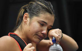 A distraught Emma Raducanu of Great Britain retires hurt during play on day four of the 2023 ASB Classic, 5 January 2023.
