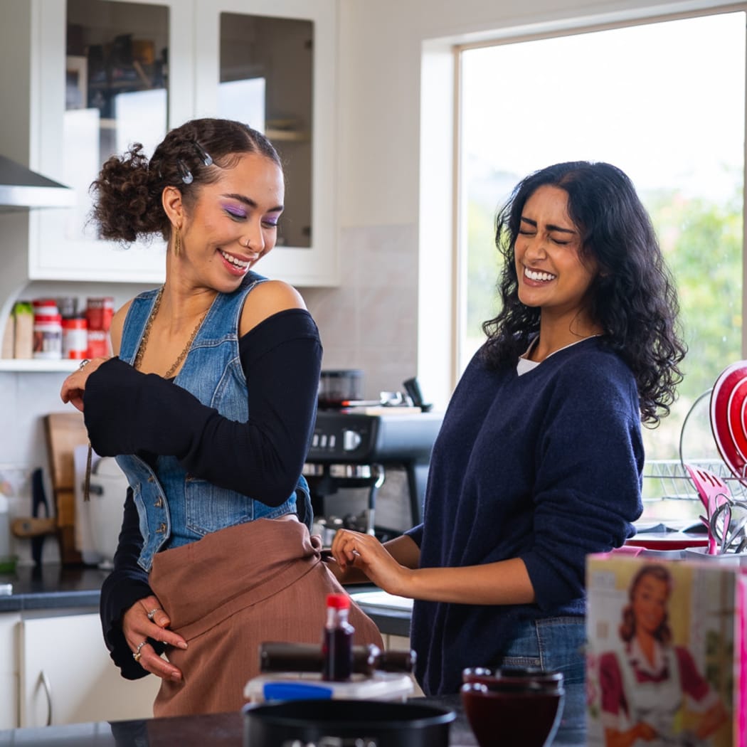Manaia Judd acts as Hana and Nabeelah Khan who plays Sam
