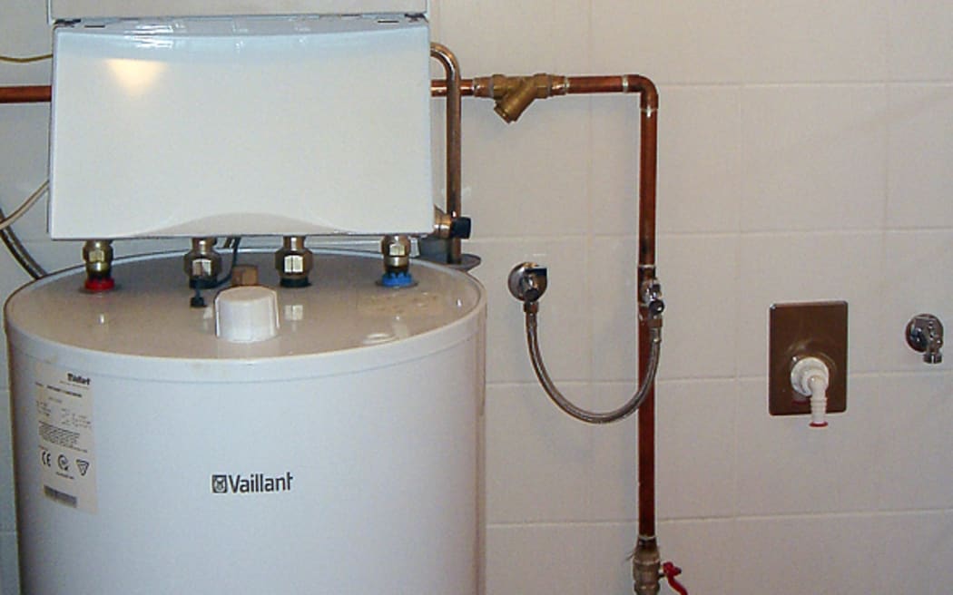 Hot water cylinder.