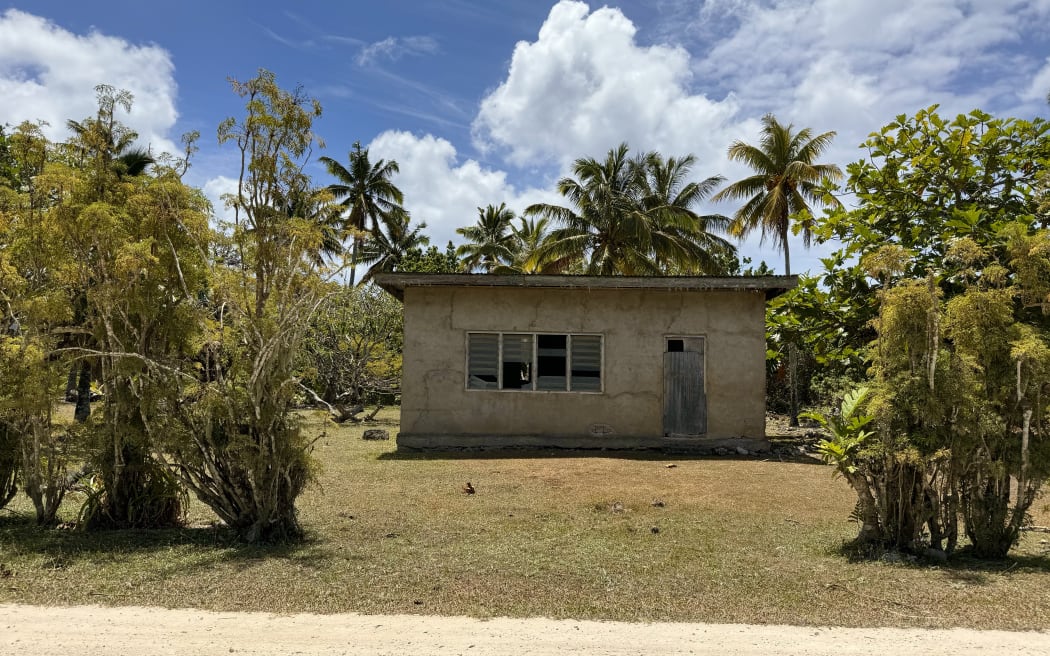 One of Mangaia’s deserted houses.