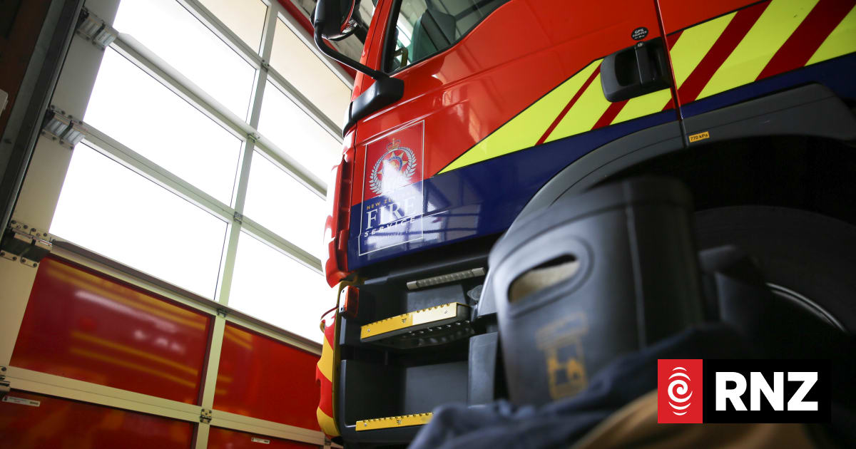 Person needs hospital care after house fire in Auckland