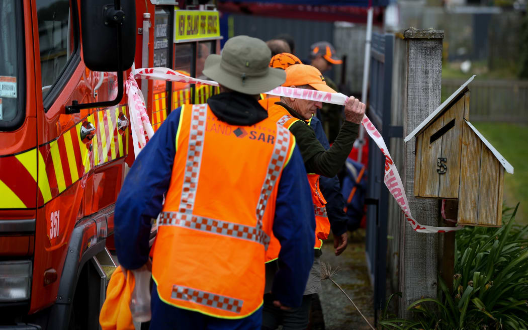 A search and rescue team head back to head quarters.