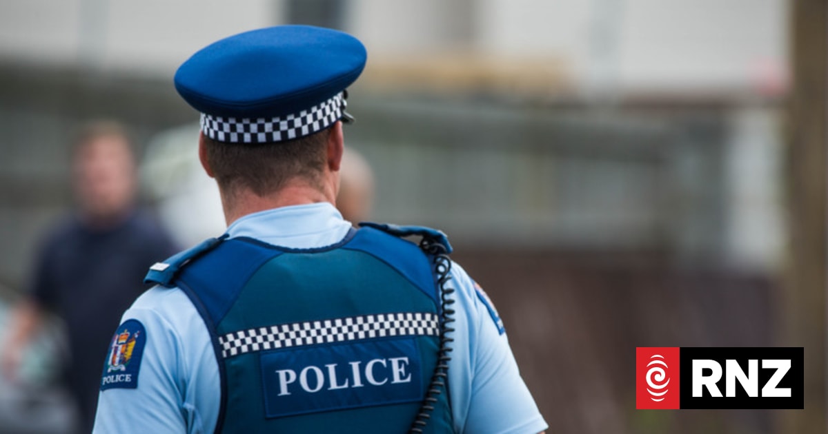 Bullying in the police: Victim reveals identity and wants 'to see ...