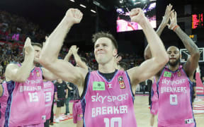 Tom Abercrombie of the Breakers acknowledges the crowd after victory in game four of the NBL Grand Final series between Sydney Kings and New Zealand Breakers at Spark Arena
