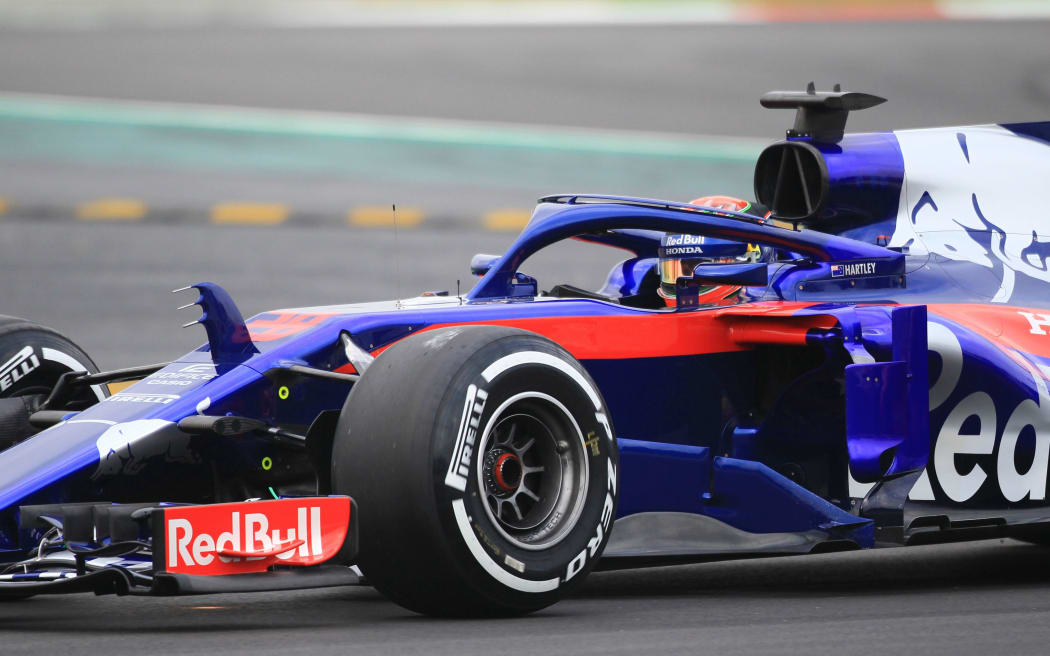 Scuderia Toro Rosso STR1;  Brendon Hartley.