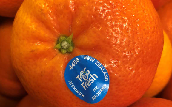A T&G mandarin.