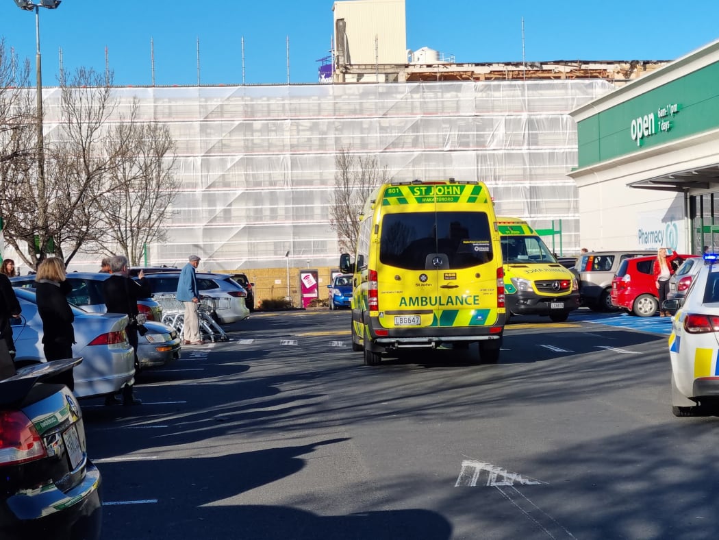 Countdown stabbing: Witness Arthur Taylor describes scene outside ...