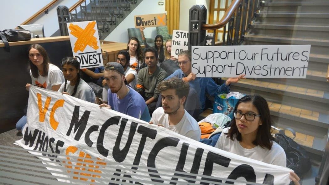 Auckland University students occupy the Vice-Chancellor's wing demanding fossil fuel divestment.