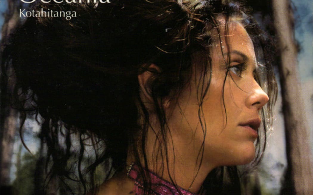 Dame Hinewehi Mohi's double-platinum album Oceania (1999)