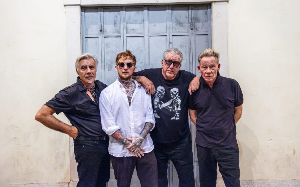 Sex Pistols.