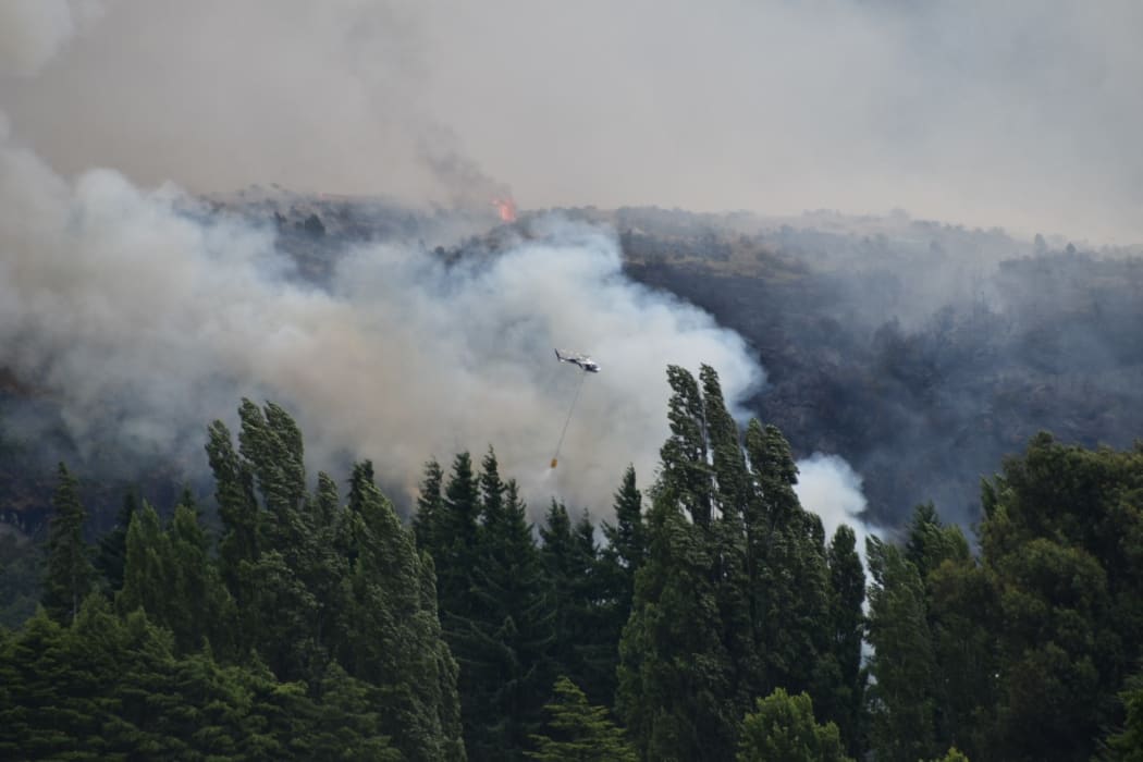 The blaze has ripped through 200 hectares of regenerating bush at Emerald Bay.