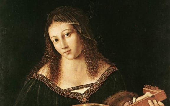 Woman playing lute