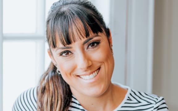 Raquel Peel is studying people who sabotage their own relationships.