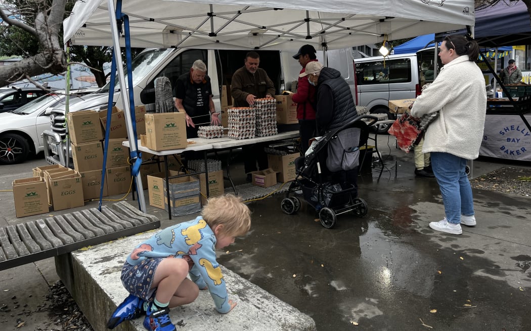 Credit: Jessica Gessner-Hickman

 

IMG_4955 Caption: Shevington Farm’s Steve Gaskell (centre of table) sells about 15,000 eggs each Sunday at the Wellington Harbourside Markets.