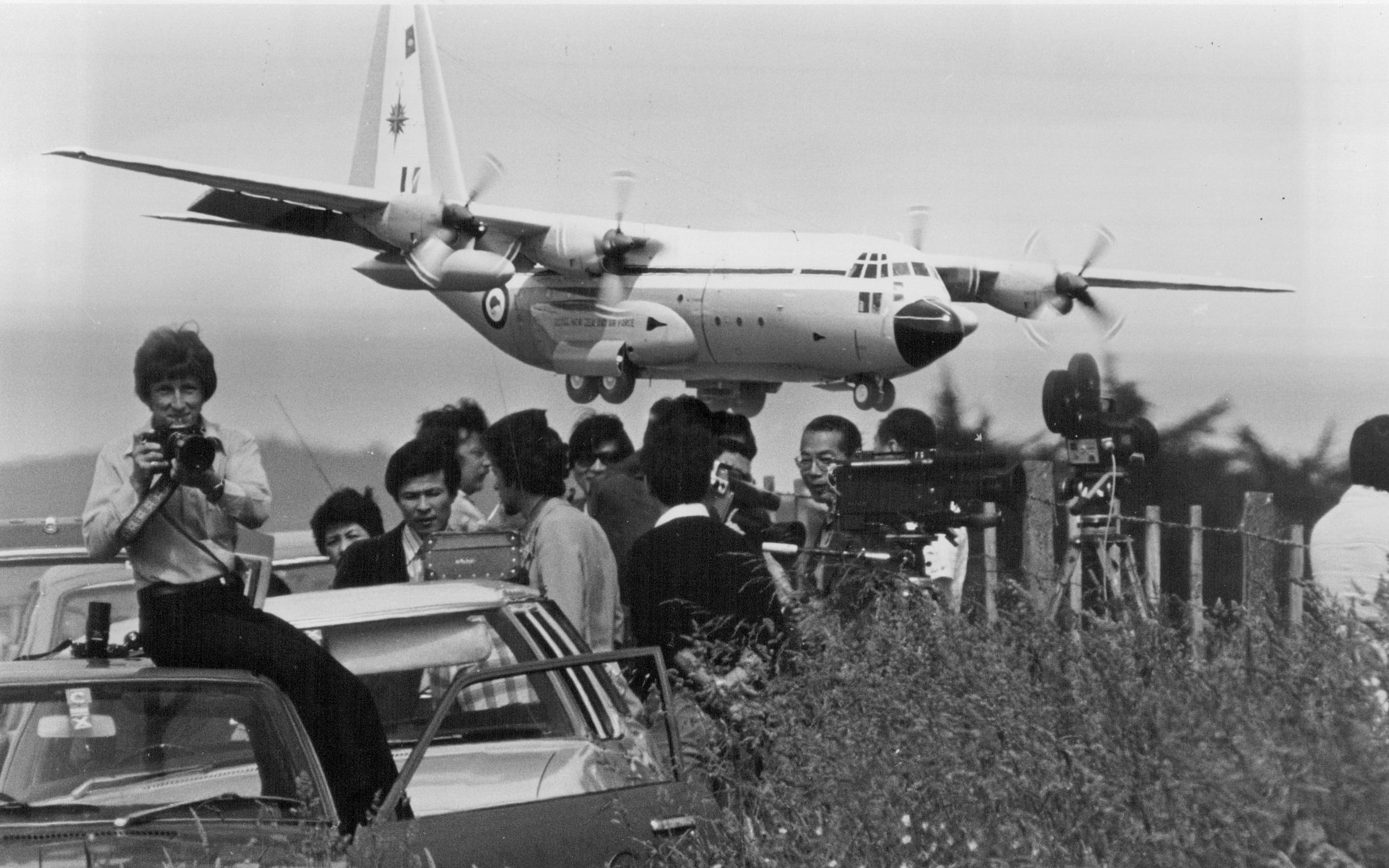 Hercules arrives at Whenuapai with the first load of bodies from the ice.