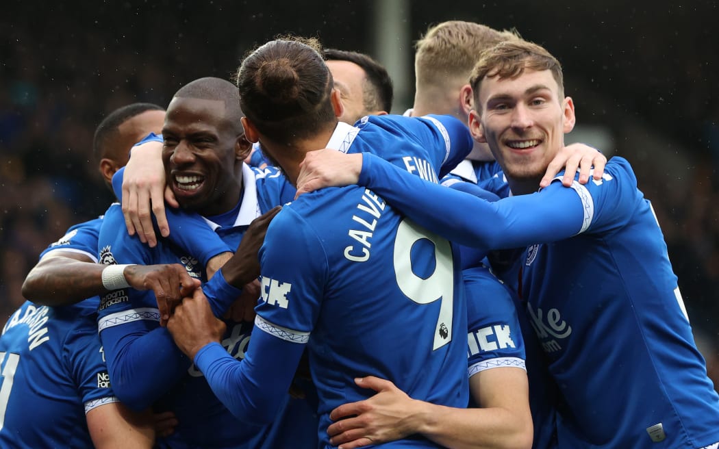 Everton players celebrate