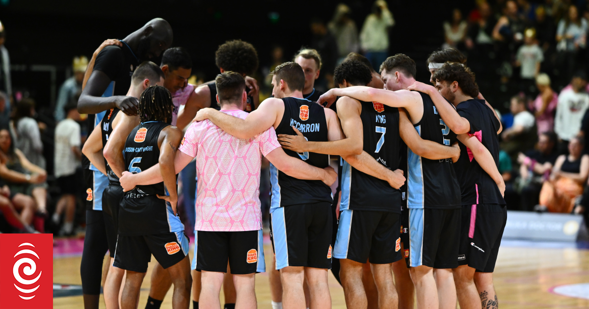 NZ Breakers Fall Short Against Brisbane Bullets in Thrilling Christchurch Clash