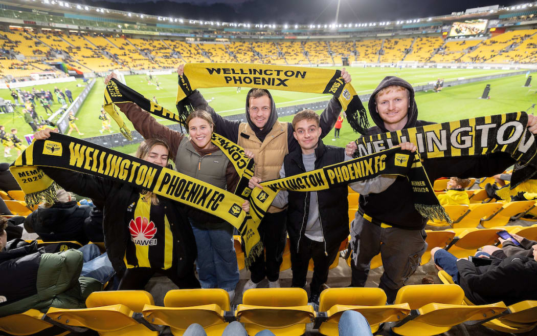 Fans during the A-League Men’s Semi Final 1 (2nd leg) - Wellington Phoenix v Melbourne  Victory FC at Sky Stadium, Wellington on the 18th May 2024.