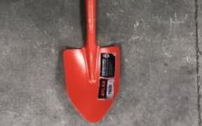 Atlas Trade shovel.