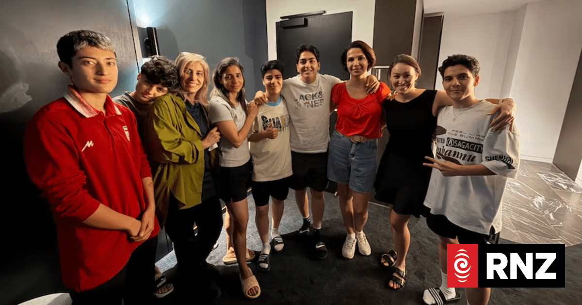 Mother of Iranian women's footballer pleads with player to stay in Australia as families face threats - RNZ