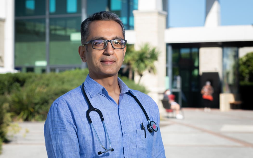 Dr Hari Talreja