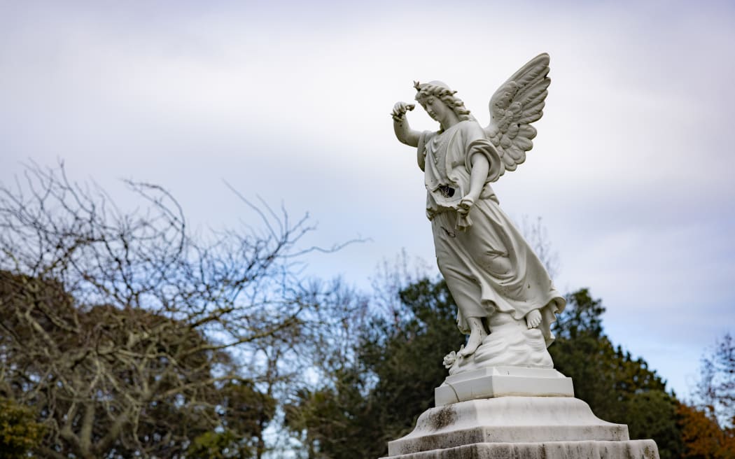 Angel headstone in Makaraka cemetery, Gisborne
