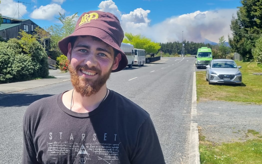 Connor de Bruyn had a bird's eye view of the blaze from Mt Ruapehu.