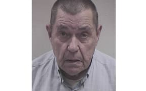 This handout image provided by the Clay County Missouri Sheriff's Office on April 18, 2023, shows the booking photo of Andrew Lester, who has been charged in the shooting of Ralph Yarl. - Prosecutors in the US state of Missouri have announced felony charges against an elderly white man after he allegedly shot and severely wounded a Black teenager who mistakenly rang his doorbell. Ralph Yarl, 16, was in critical condition after he was shot twice, once in the head, on April 13, 2023, when he rang the doorbell at the wrong house while trying to pick up his twin brothers from a friend's home nearby. On April 17, 2023, Clay County prosecutor Zachary Thompson announced that the homeowner, identified as Andrew Lester, had been charged with assault in the first degree and armed criminal action. (Photo by Clay County Missouri Sheriff's Office / AFP) / RESTRICTED TO EDITORIAL USE - MANDATORY...