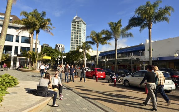 Takapuna shopping area, North Shore, Auckland.