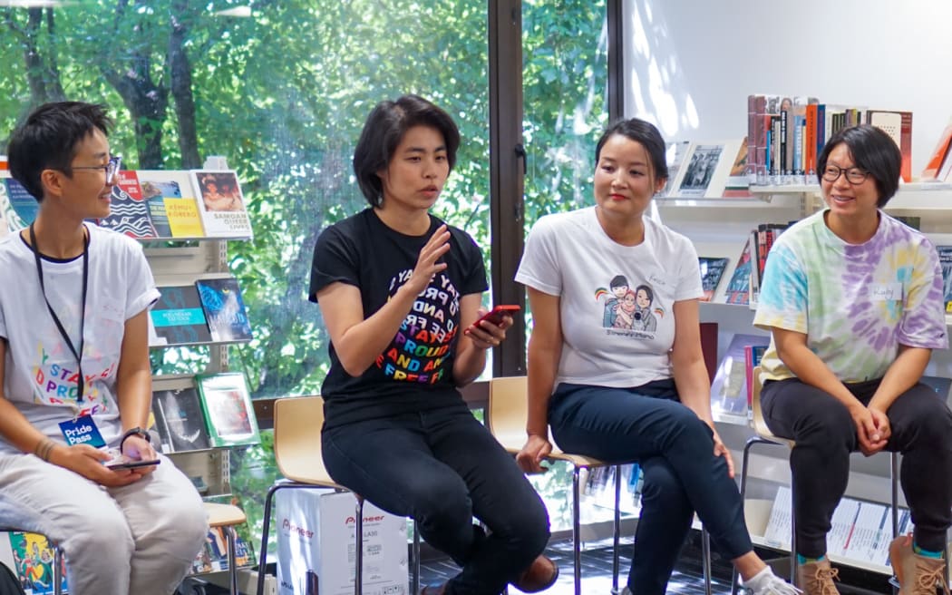 Chinese Pride workshop with gay couples sharing experience on how to get a child.