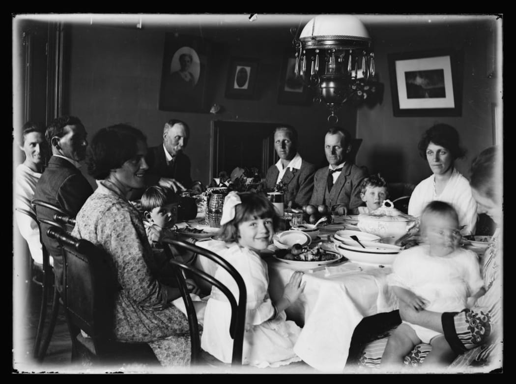 Christmas dinner in New Zealand circa 1920