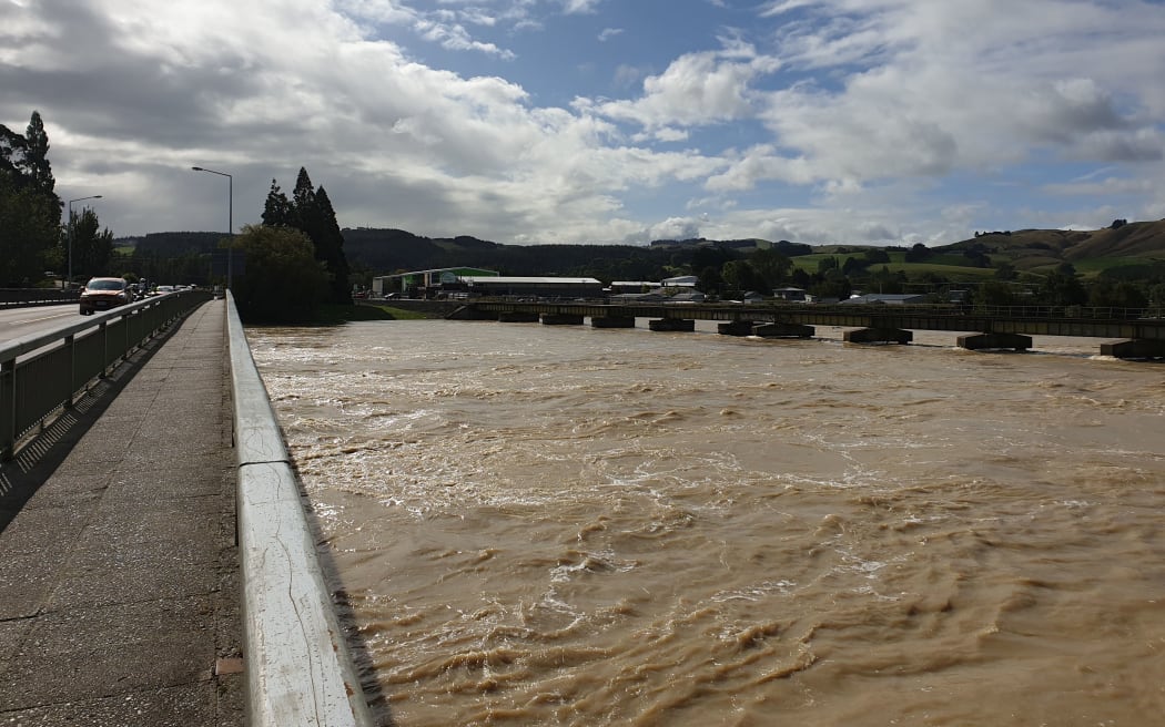 Mataura River in flood in Gore in Gore