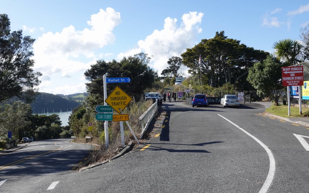 The entrance to the planned development is on Ōpua’s Kellett Street, just off Franklin Street and a stone’s throw from Ōpua School. Photo: RNZ / Peter de Graaf