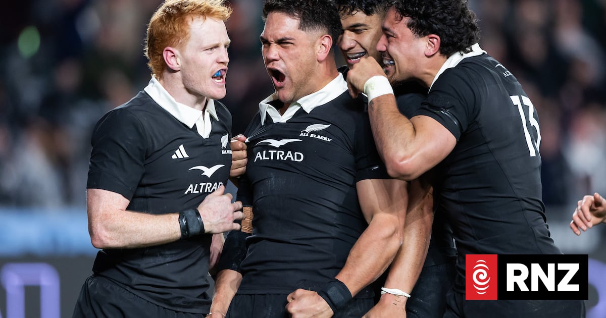 How world media reacted to All Blacks win over Springboks | RNZ