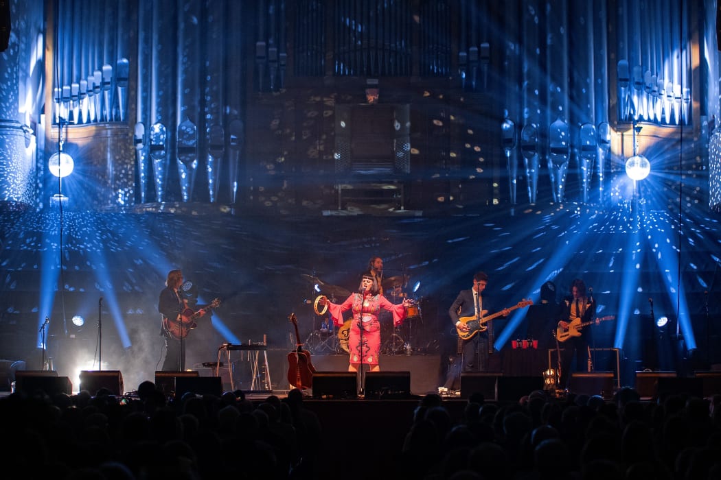 Tami Neilson and band, August 2018