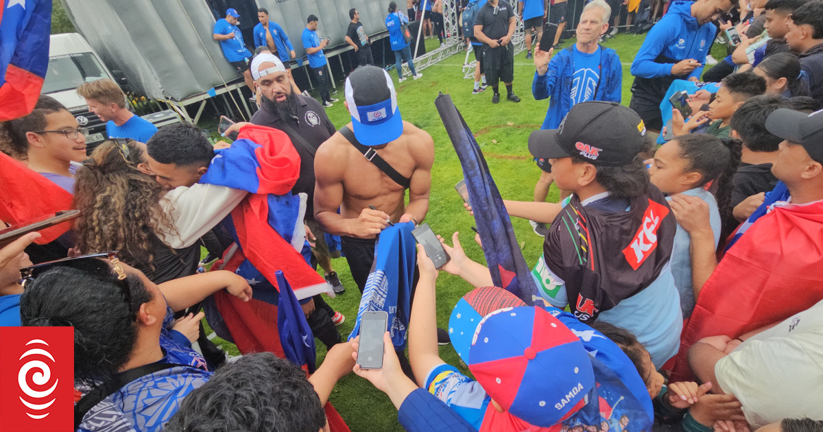 Toa Samoa players, fans bring the heat ahead of clash against Kiwis